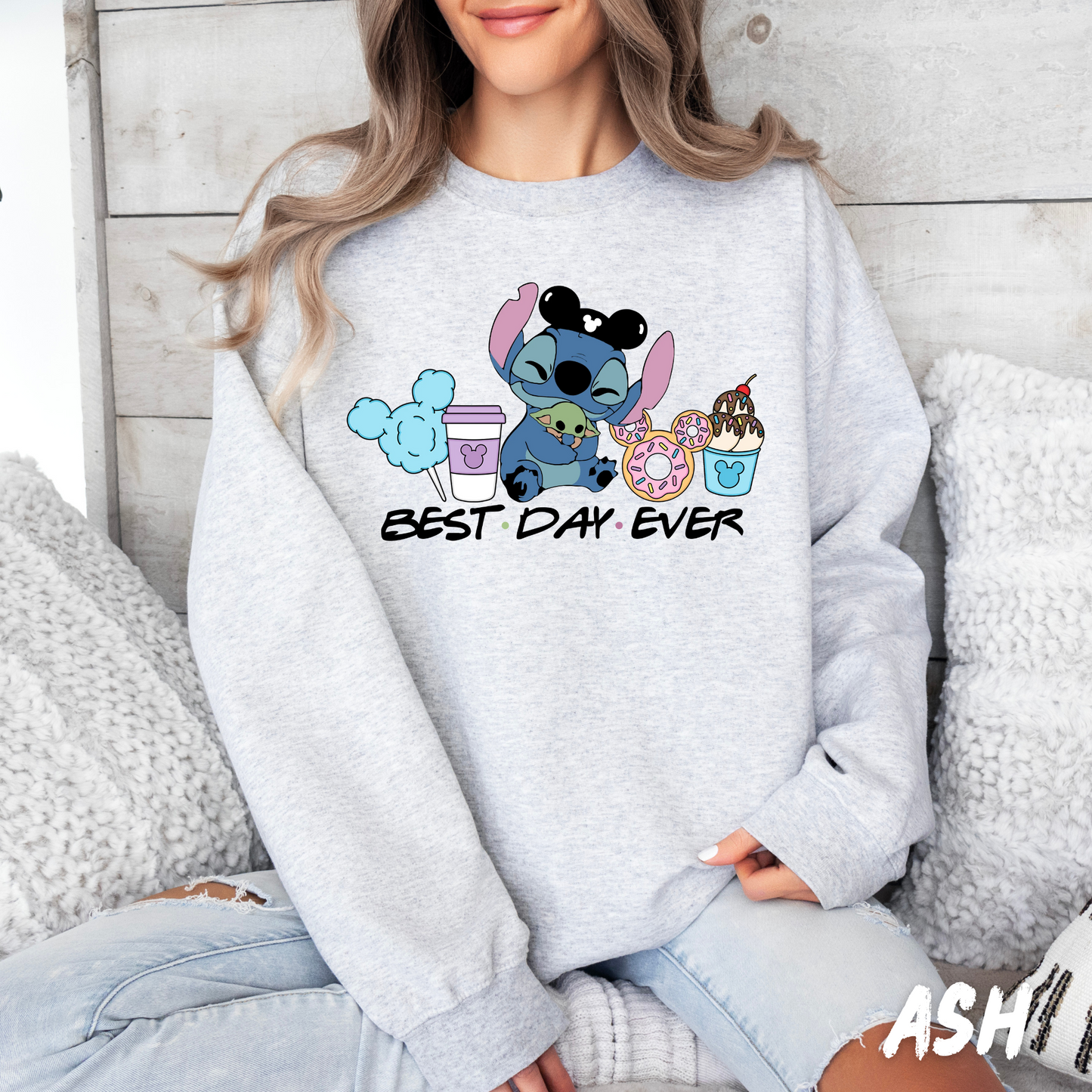 Best Day ever Sweatshirt - Adorable Characters - Matching Family Sweater