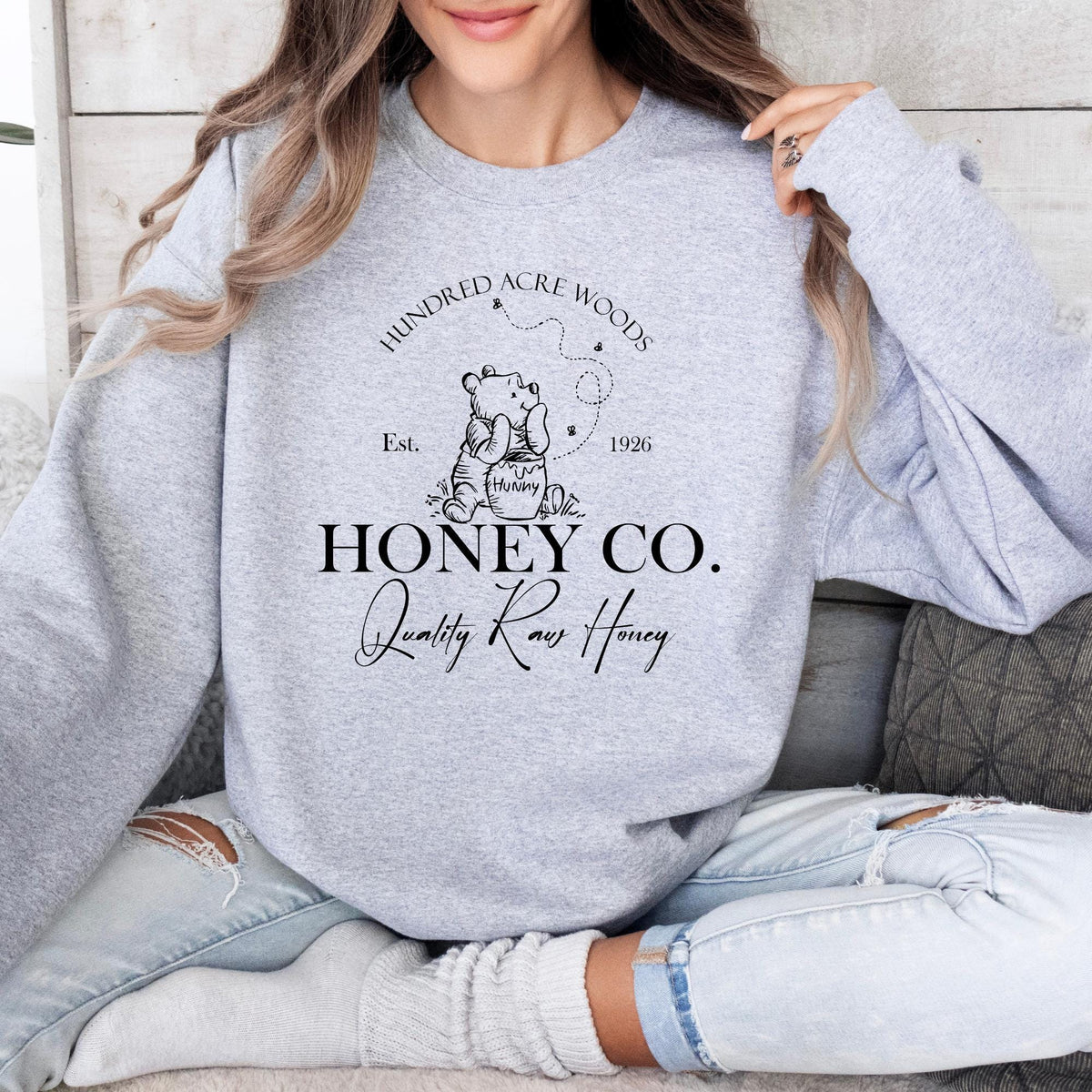 Winnie Sweatshirt - Retro Honey Co. Crewneck, Vintage Winnie Crewneck, Winnie Fan Gift