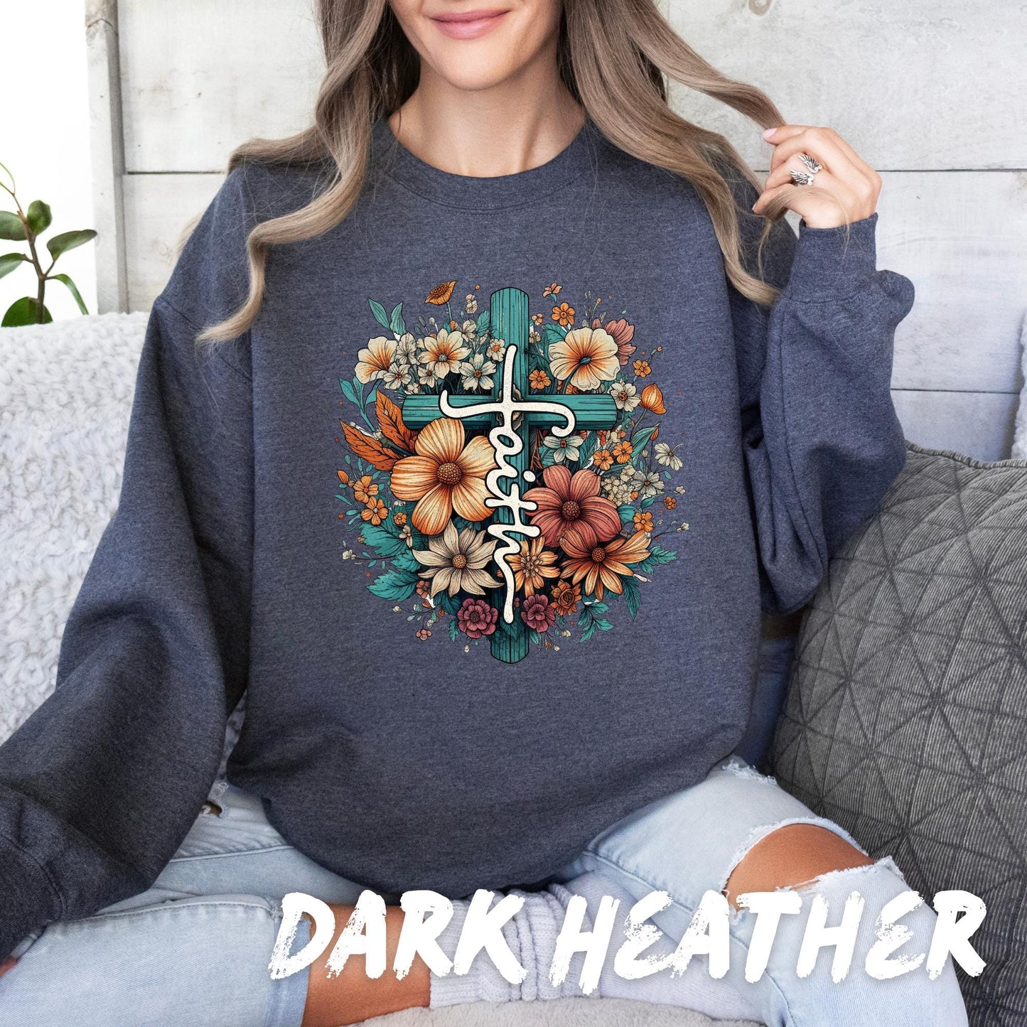 Faith Christian T-Shirt for Women Floral Cross Graphic Tee Religious Shirt Christian Apparel Bible Verse Shirt Jesus Christian Gift