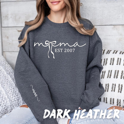 Personalized Mama Sweatshirt EST Year Custom Crewneck - New Mom Gift - Mothers Day Sweater - Baby Announcement Sweatshirt Custom Name Sleeve