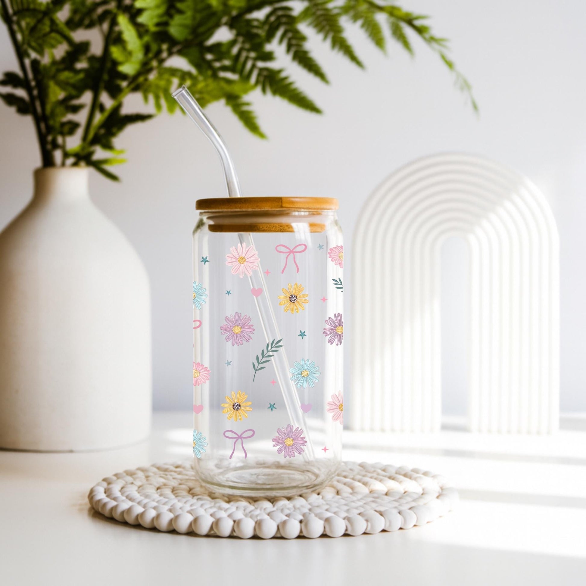 Coquette daisy glass cup with pastel flowers and bows, aesthetic 20 oz glass tumbler with bamboo lid and glass straw, cute floral iced coffee cup, cottagecore drinkware gift