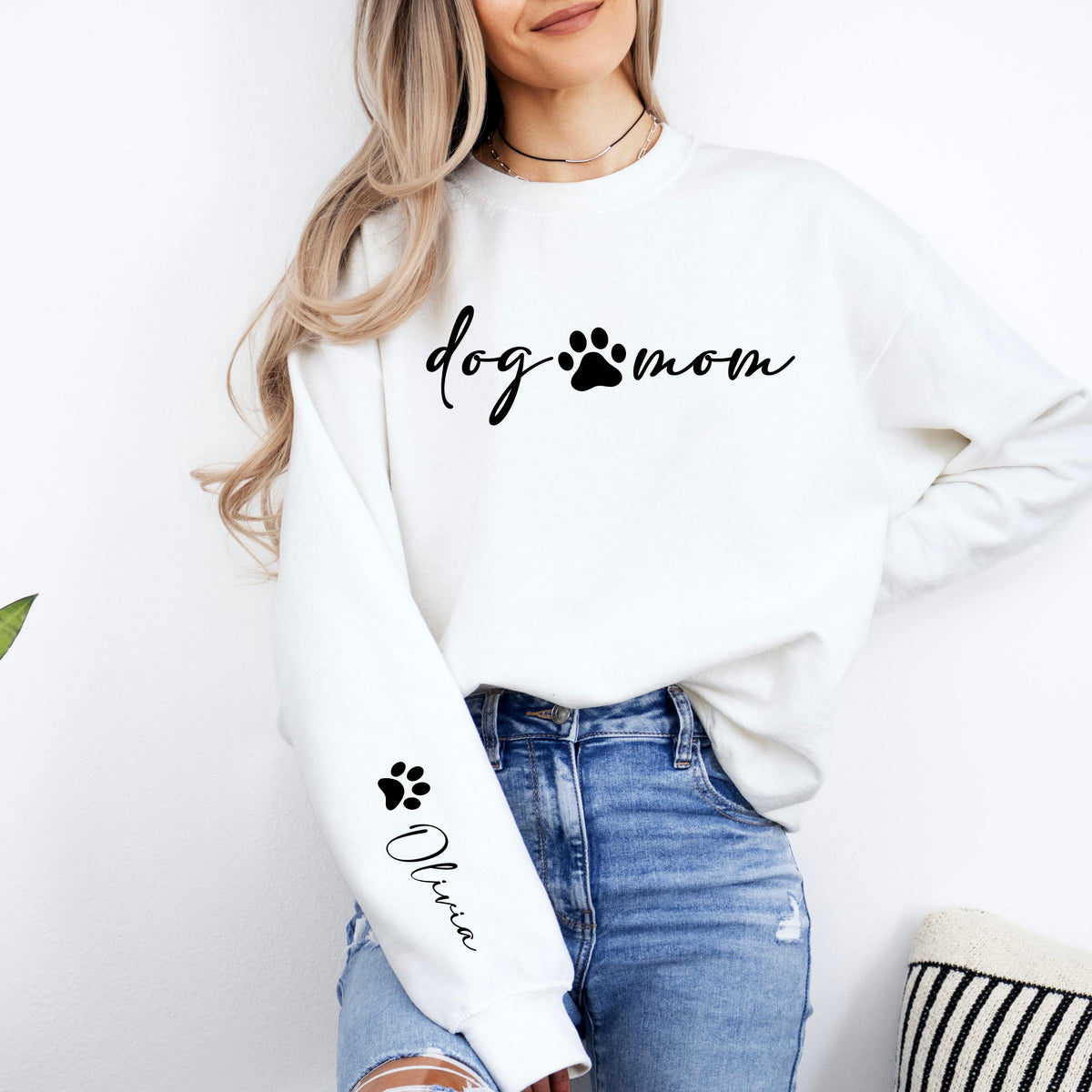 Custom Dog Mom Crewneck Sweatshirt with Personalized Pet Names